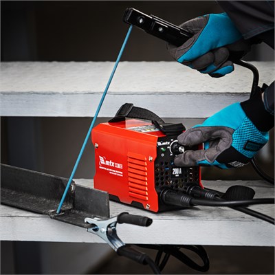 Инверторный аппарат дуговой сварки MTX, MMA-200S, 200 А, ПВ60% 94391